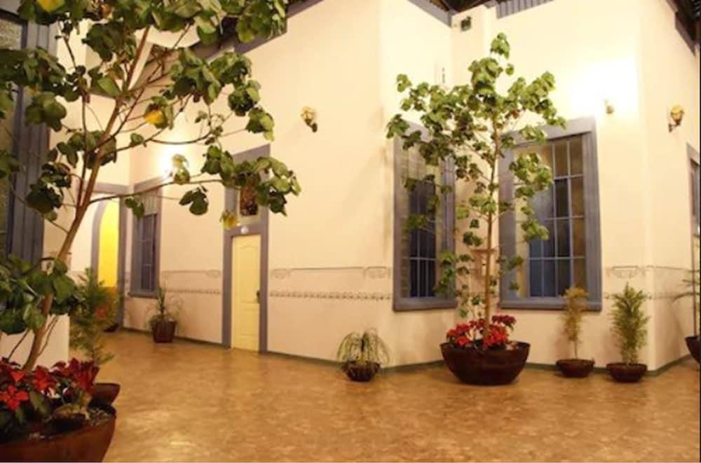 Hotel La Alhondiga Puebla Exterior photo